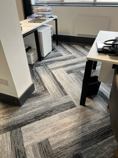 lvt051